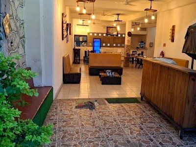 HOSTAL  EN  VENTA  EN  EL  CENTRO D E  LA  CIUDAD D E  CANCUN 