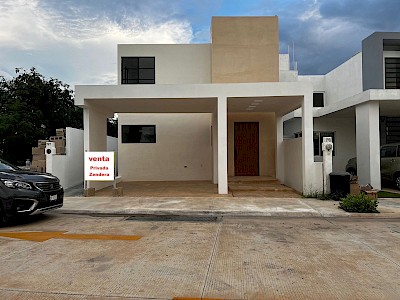 Privada Zendera, casa en venta