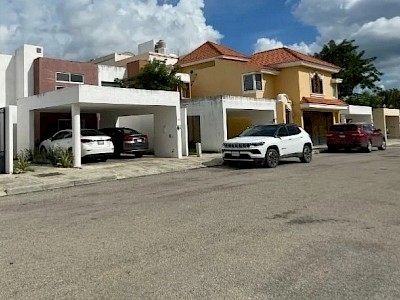 CASA EN RENTA PRIV ALTABRISA 