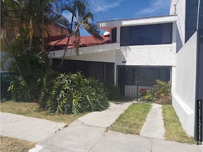 RESIDENCIA EN PATRIA UNIVERSIDAD