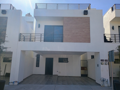 CASA EN VENTA FRACC. SABANA APODACA NUEVO LEON