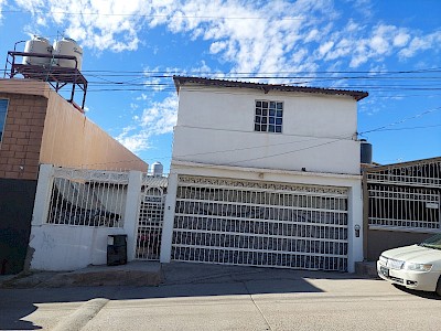 CASA DE FRACCIONAMIENTO CANELO CALLE BELLOTA 6 EN NOGALES SONORA