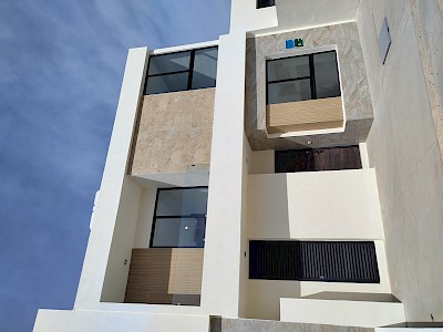 CASA EN VENTA CON RECÁMARA EN PB EN BELLMOND, ZIBATÁ, QUERÉTARO