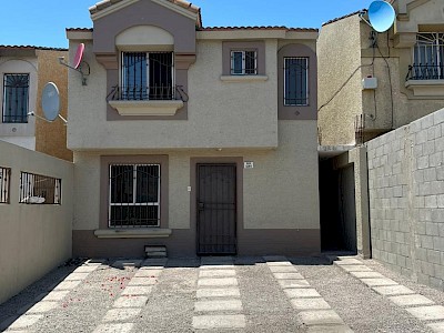 Casa en Venta Fracc. Villa Residencial Santa Fe Segunda Sección