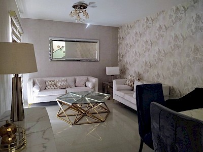 VENTA DE CASA EN AMPLIACION FRACCIONAMIENTO VIÑEDOS, SUPERFICIE DE 10X 20 MTS. BLVD. RIO MFUERTE MUY CERCA DE PLAZA COMERCIAL SENDERO.