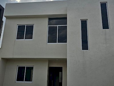 Casa en venta en praderas de oriente 