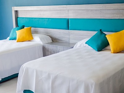 SE RENTA HOTEL EN CANCUN 30 HABITACIONES 