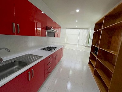 DEL VALLE SUR  VENTA CASA CONDOMINIO .