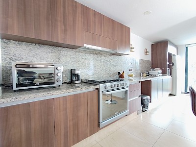  CASA EN VENTA FRENTE ÁREAS VERDES, EN AMARA, LOS ALTOS JURIQUILLA, QUERÉTARO
