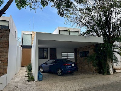 Venta de casa dentro de privada en Temozón Norte, Mérida, Yucatán