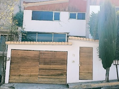 CASA EN VENTA LAS ALAMEDAS