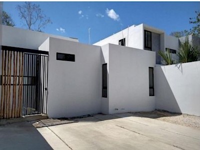 Venta Casa Cholul 1 planta Mérida Yucatán 