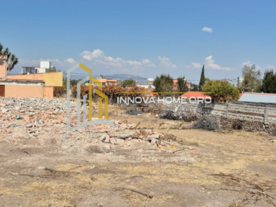 Terreno de uso habitacional sobre Av principal 