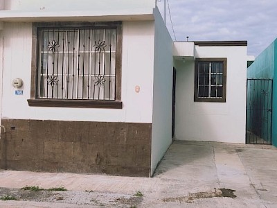 Casa en renta Arboledas de Santa Rosa
