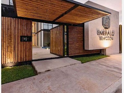 RENTA DEPARTAMENTO DE 2 HABITACIONES AMUEBLADO EN EMERALD TEMOZON NORTE DEP 19