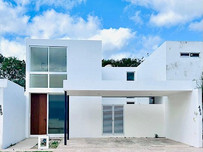 Casa en Venta equipada en  privada 