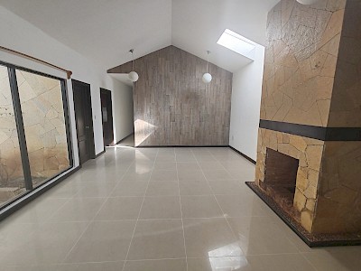 CASA EN VENTA