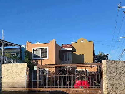 Venta de casa Res. Pensiones V