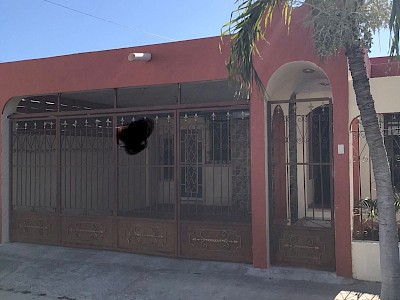 VENTA CASA HABITACION EN BRISAS DEL NORTE. Mérida Yucatán.