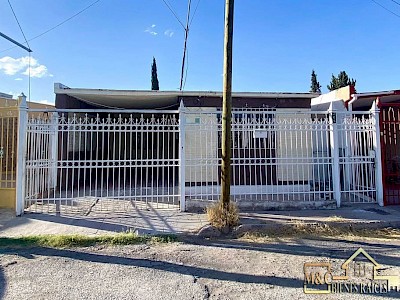 Casa en Venta en Colonia los Pinos
