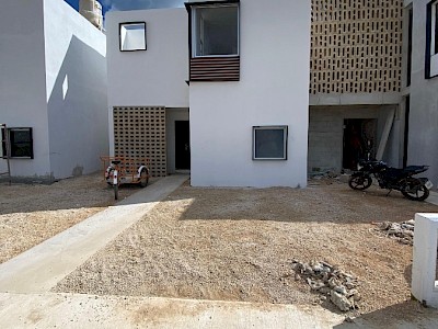 Casa en venta al oriente de la ciudad, zona segura de gran crecimiento y plusvalía.