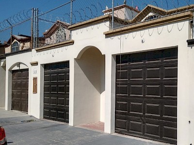 CASA EN RENTA 3- RECAMARAS EN BLVD. GARITA DE OTAY, FRENTE A PARQUE DE LA AMISTAD