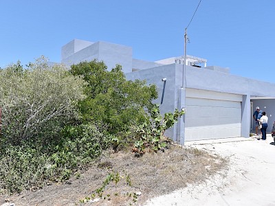 BEACH FRONT