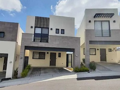 Casa en Renta de 3 habitaciones en Zibata 