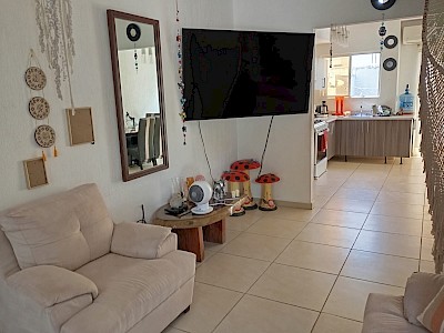 CASA EN  RENTA EN  JARDINES  DEL  SUR  4   AMUEBLADA