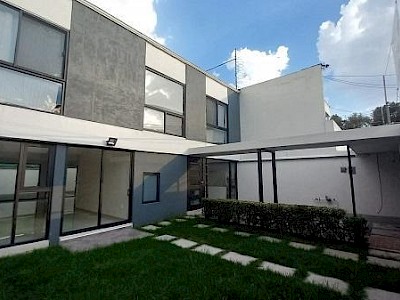 CASA EN VENTA EN ECHEGARAY, NAUCALPAN