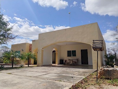 Renta de casa dentro de privada Lirium, Conkal, Mérida, Yucatán